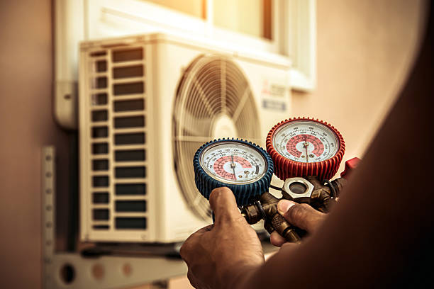 Professional Ac Installation technician working in Cambria, WI